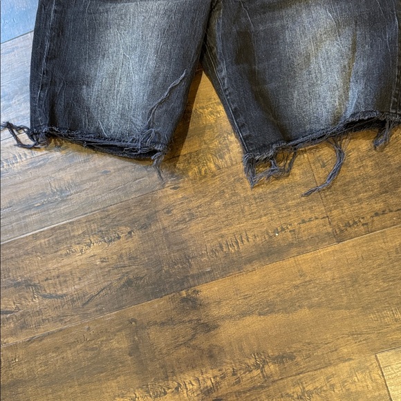 Anthropologie PILCRO faded black Bermuda shorts sz 30 - Picture 2 of 5